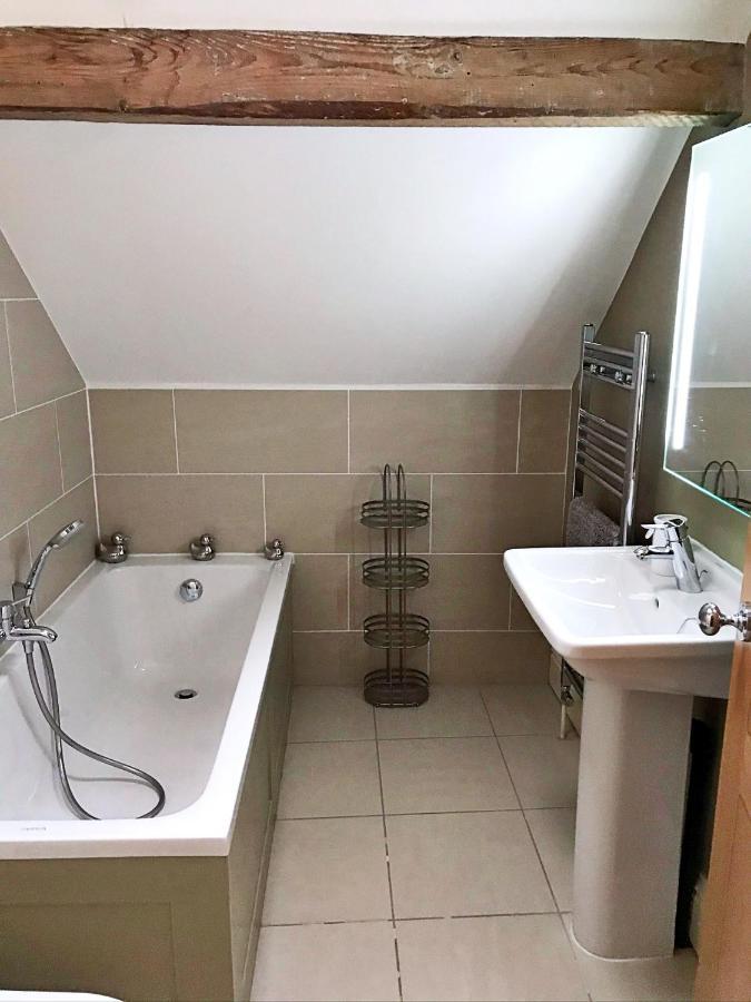 Harlow Coach House هاروغايت المظهر الخارجي الصورة